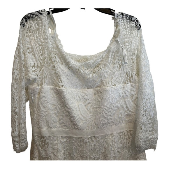 City CHIC Trendy Plus Size Estella Midi Dress in white - Picture 10 of 13